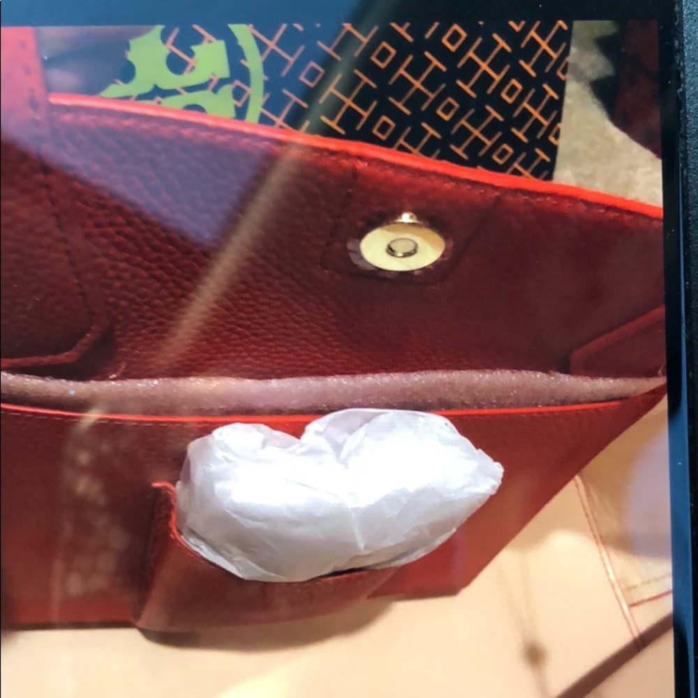 NWT Tory Burch apricot Brody tote. - Picture 6 of 6